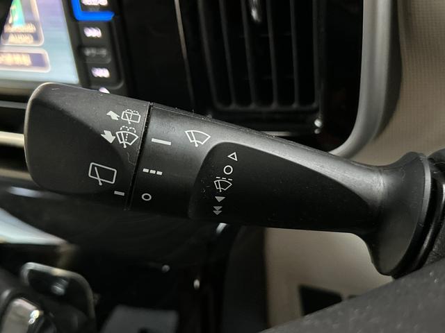 ムーヴキャンバス Ｘブラックインテリアリミテッド　ＳＡＩＩＩ　ナビ・ドラレコ付　保証　まごころ保証　１年間・走行距離無制限付き　Ｂｌｕｅｔｏｏｔｈオーディオ　地デジ　ドライブレコーダー　オートマチックハイビーム　両側パワースライドドア　キーフリー　３６０°カメラ　電動格納ミラー（21枚目）