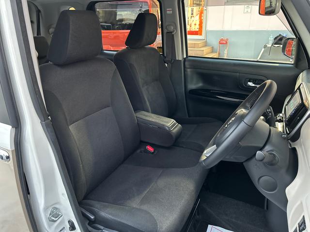 ムーヴキャンバス Ｘブラックインテリアリミテッド　ＳＡＩＩＩ　ナビ・ドラレコ付　保証　まごころ保証　１年間・走行距離無制限付き　Ｂｌｕｅｔｏｏｔｈオーディオ　地デジ　ドライブレコーダー　オートマチックハイビーム　両側パワースライドドア　キーフリー　３６０°カメラ　電動格納ミラー（33枚目）