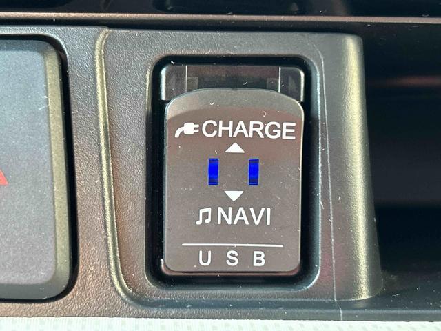 ムーヴ ＸリミテッドＩＩ　ＳＡＩＩＩ　ナビ・バックカメラ付　保証　まごころ保証　１年間・走行距離無制限付き　プッシュボタンエンジンスタート・キーフリーキー・オートエアコン・オートライト・運転席シートヒーター・電動格納ドアミラー・純正ナビ・バックカメラ（11枚目）