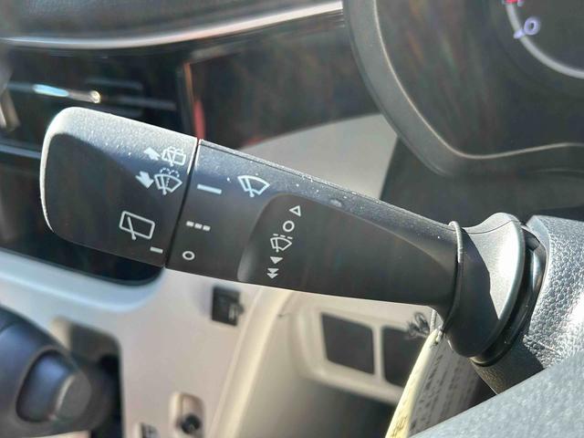 ムーヴ ＸリミテッドＩＩ　ＳＡＩＩＩ　ナビ・バックカメラ付　保証　まごころ保証　１年間・走行距離無制限付き　プッシュボタンエンジンスタート・キーフリーキー・オートエアコン・オートライト・運転席シートヒーター・電動格納ドアミラー・純正ナビ・バックカメラ（22枚目）