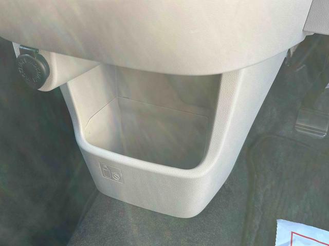 ムーヴ ＸリミテッドＩＩ　ＳＡＩＩＩ　ナビ・バックカメラ付　保証　まごころ保証　１年間・走行距離無制限付き　プッシュボタンエンジンスタート・キーフリーキー・オートエアコン・オートライト・運転席シートヒーター・電動格納ドアミラー・純正ナビ・バックカメラ（32枚目）