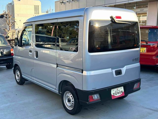 ハイゼットカーゴ ＤＸ　純正エントリーナビ・ＥＴＣ・キーレスキー付　保証　新車保証・まごころ保証　１年間・走行距離無制限付き　Ｂｌｕｅｔｏｏｔｈ対応　ＥＴＣ車載器　ＤＶＤ　ＵＳＢ　安全ボディ　ナビＴＶ　キーレスキー　両側スライドドア　エコアイドル　ＥＳＣ　記録簿（2枚目）