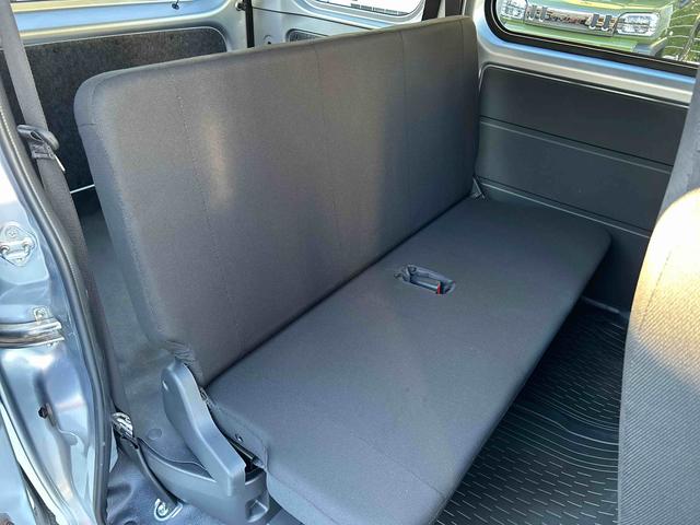 ハイゼットカーゴ ＤＸ　純正エントリーナビ・ＥＴＣ・キーレスキー付　保証　新車保証・まごころ保証　１年間・走行距離無制限付き　Ｂｌｕｅｔｏｏｔｈ対応　ＥＴＣ車載器　ＤＶＤ　ＵＳＢ　安全ボディ　ナビＴＶ　キーレスキー　両側スライドドア　エコアイドル　ＥＳＣ　記録簿（24枚目）