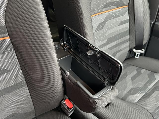 タント ファンクロスターボ　ナビ・ドラレコ・ＥＴＣ・バックカメラ付　保証　新車保証・まごころ保証　１年間・走行距離無制限付き　ＬＥＤランプ　シートヒータ　Ｐソナー　フルセグＴＶ　衝突軽減ブレーキ　Ｒカメラ　スマートキ　禁煙　メモリナビ　ドライブレコーダ　ＥＴＣ搭載（50枚目）