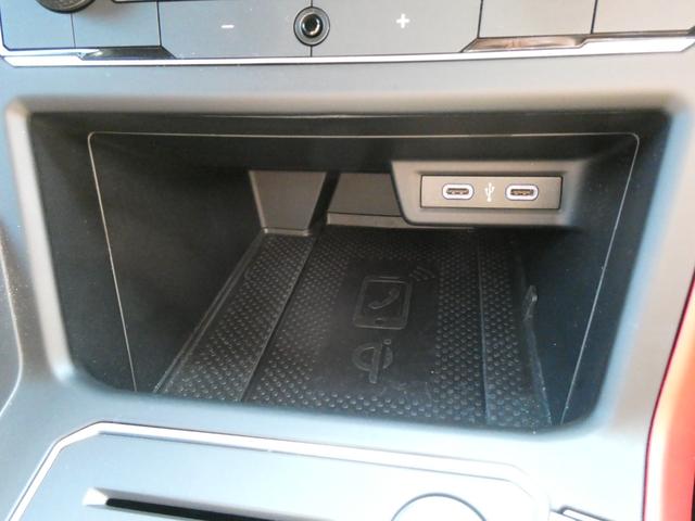 ポロＧＴＩ ベースグレード　メモリーナビ　バックカメラ　クリアランスソナー　レーンアシスト　パークアシスト　ＢｌｕｅｔｏｏｔｈＡｕｄｉｏ　パドルシフト　アダプティブクルーズコントロール　１７インチアルミホイール　ＰＵＳＨスタート（41枚目）