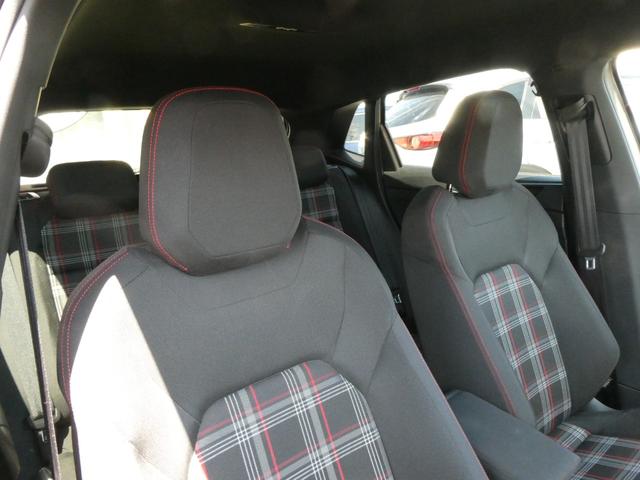 ポロＧＴＩ ベースグレード　メモリーナビ　バックカメラ　クリアランスソナー　レーンアシスト　パークアシスト　ＢｌｕｅｔｏｏｔｈＡｕｄｉｏ　パドルシフト　アダプティブクルーズコントロール　１７インチアルミホイール　ＰＵＳＨスタート（59枚目）