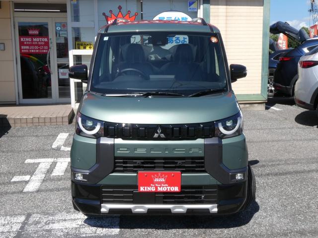 デリカミニ Ｔ　プレミアム　届出済未使用車　ハンズフリーオートスライドドア　ステアリングヒーター　パドルシフト　マイパイロット　マルチアラウンドモニター付デジタルルームミラー　両側電動スライドドア　ＡＣＣ　レーンアシスト（13枚目）