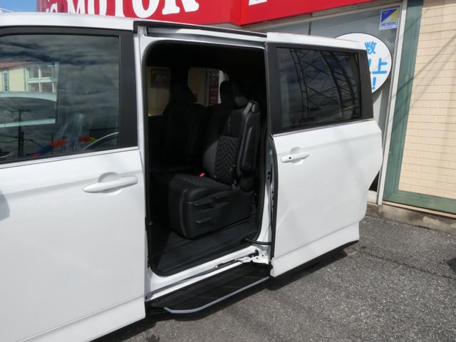 ヴォクシー ハイブリッドS-Z 登録済未使用車 快適利便pkghigh メモリーナビ パノラミックビューモニター デジタルインナーミラー ハンズフリーデュアルパワースライドドア パワーバックドア Bluetooth HDMI端子(20枚目)