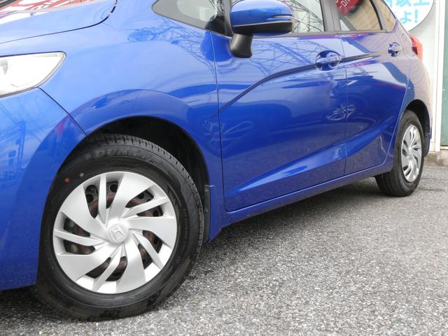 フィット 13G・Fパッケージ 5速マニュアル ディスプレイオーディオ バックカメラ ETC PUSHスタート スマートキー USB入力端子 アイドリングストップ(19枚目)