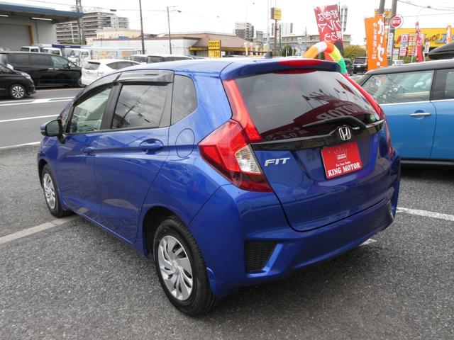 フィット 13G・Fパッケージ 5速マニュアル ディスプレイオーディオ バックカメラ ETC PUSHスタート スマートキー USB入力端子 アイドリングストップ(27枚目)