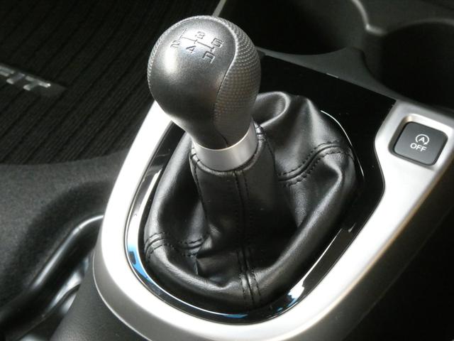 フィット 13G・Fパッケージ 5速マニュアル ディスプレイオーディオ バックカメラ ETC PUSHスタート スマートキー USB入力端子 アイドリングストップ(36枚目)