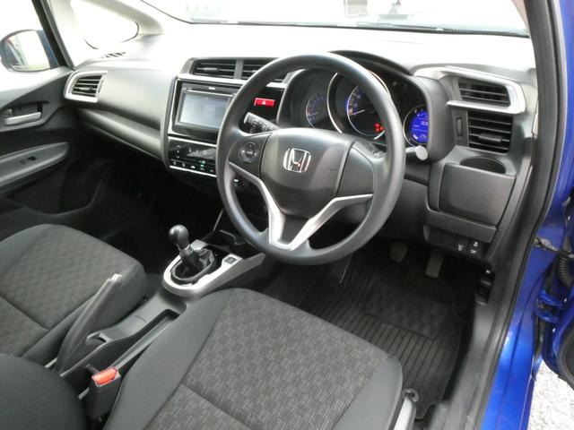 フィット 13G・Fパッケージ 5速マニュアル ディスプレイオーディオ バックカメラ ETC PUSHスタート スマートキー USB入力端子 アイドリングストップ(55枚目)