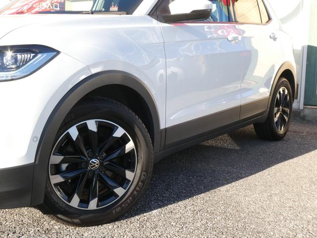 Ｔ－クロス ＴＳＩ　１ｓｔ　メモリーナビ　バックカメラ　ＢｌｕｅｔｏｏｔｈＡｕｄｉｏ　アダプティブクルーズコントロール　クリアランスソナー　パークアシスト　ＥＴＣ　１６インチアルミホイール　ＰＵＳＨスタート　スマートキー（19枚目）