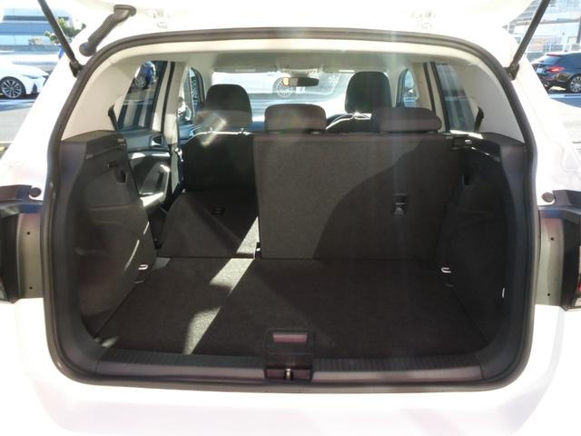 Ｔ－クロス ＴＳＩ　１ｓｔ　メモリーナビ　バックカメラ　ＢｌｕｅｔｏｏｔｈＡｕｄｉｏ　アダプティブクルーズコントロール　クリアランスソナー　パークアシスト　ＥＴＣ　１６インチアルミホイール　ＰＵＳＨスタート　スマートキー（29枚目）