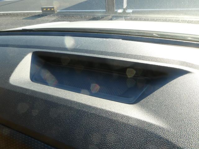 Ｔ－クロス ＴＳＩ　１ｓｔ　メモリーナビ　バックカメラ　ＢｌｕｅｔｏｏｔｈＡｕｄｉｏ　アダプティブクルーズコントロール　クリアランスソナー　パークアシスト　ＥＴＣ　１６インチアルミホイール　ＰＵＳＨスタート　スマートキー（40枚目）