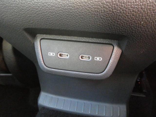 Ｔ－クロス ＴＳＩ　１ｓｔ　メモリーナビ　バックカメラ　ＢｌｕｅｔｏｏｔｈＡｕｄｉｏ　アダプティブクルーズコントロール　クリアランスソナー　パークアシスト　ＥＴＣ　１６インチアルミホイール　ＰＵＳＨスタート　スマートキー（54枚目）