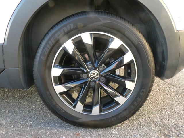 Ｔ－クロス ＴＳＩ　１ｓｔ　メモリーナビ　バックカメラ　ＢｌｕｅｔｏｏｔｈＡｕｄｉｏ　アダプティブクルーズコントロール　クリアランスソナー　パークアシスト　ＥＴＣ　１６インチアルミホイール　ＰＵＳＨスタート　スマートキー（56枚目）