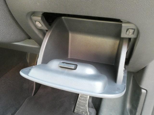 ザ・ビートル ターボ　クールスターパッケージ　メモリーナビ　Ｂｌｕｅｔｏｏｔｈ　レザーシート　クリアランスソナー　ＰＵＳＨスタート　オートクルーズコントロール　パドルシフト　１８インチアルミホイール　スマートキー（47枚目）