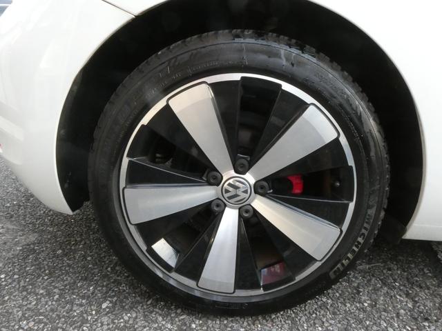 ザ・ビートル ターボ　クールスターパッケージ　メモリーナビ　Ｂｌｕｅｔｏｏｔｈ　レザーシート　クリアランスソナー　ＰＵＳＨスタート　オートクルーズコントロール　パドルシフト　１８インチアルミホイール　スマートキー（62枚目）