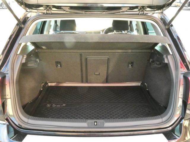 ゴルフ ＴＳＩコンフォートライン　メモリーナビ　バックカメラ　ＢｌｕｅｔｏｏｔｈＡｕｄｉｏ　パドルシフト　アダプティブクルーズコントロール　電動パーキング　オートホールド　レーンアシスト　ＥＴＣ　ＵＳＢ端子　アイドリングストップ（29枚目）
