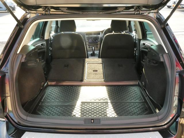 ゴルフ ＴＳＩコンフォートライン　メモリーナビ　バックカメラ　ＢｌｕｅｔｏｏｔｈＡｕｄｉｏ　パドルシフト　アダプティブクルーズコントロール　電動パーキング　オートホールド　レーンアシスト　ＥＴＣ　ＵＳＢ端子　アイドリングストップ（31枚目）