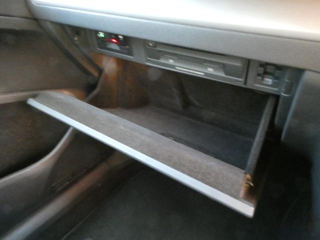 ゴルフ ＴＳＩコンフォートライン　メモリーナビ　バックカメラ　ＢｌｕｅｔｏｏｔｈＡｕｄｉｏ　パドルシフト　アダプティブクルーズコントロール　電動パーキング　オートホールド　レーンアシスト　ＥＴＣ　ＵＳＢ端子　アイドリングストップ（40枚目）