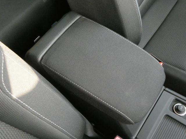 ゴルフ ＴＳＩコンフォートライン　メモリーナビ　バックカメラ　ＢｌｕｅｔｏｏｔｈＡｕｄｉｏ　パドルシフト　アダプティブクルーズコントロール　電動パーキング　オートホールド　レーンアシスト　ＥＴＣ　ＵＳＢ端子　アイドリングストップ（46枚目）