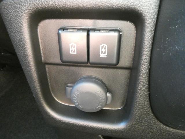 ソリオバンディット ハイブリッドＭＶ　登録済未使用車　メモリーナビ　全方位モニター　両側電動スライドドア　ヘッドアップディスプレイ　アダプティブクルーズコントロール　クリアランスソナー　Ｂｌｕｅｔｏｏｔｈ　衝突被害軽減システム　スマキー（42枚目）