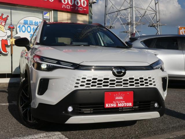 カローラクロス ハイブリッド　Ｚ　登録済未使用車　メモリーナビ　パノラマルーフ　Ｂｌｕｅｔｏｏｔｈ　アダプティブクルーズコントロール　プリクラッシュセーフティ　ＥＴＣ２．０　パークアシスト　パワーバックドア　オートマチックハイビーム（12枚目）