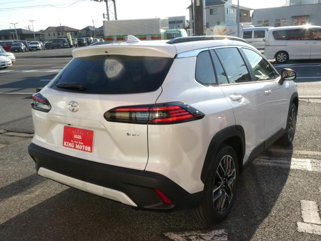 カローラクロス ハイブリッド　Ｚ　登録済未使用車　メモリーナビ　パノラマルーフ　Ｂｌｕｅｔｏｏｔｈ　アダプティブクルーズコントロール　プリクラッシュセーフティ　ＥＴＣ２．０　パークアシスト　パワーバックドア　オートマチックハイビーム（23枚目）