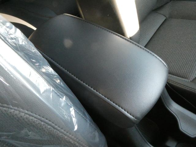 カローラクロス ハイブリッド　Ｚ　登録済未使用車　メモリーナビ　パノラマルーフ　Ｂｌｕｅｔｏｏｔｈ　アダプティブクルーズコントロール　プリクラッシュセーフティ　ＥＴＣ２．０　パークアシスト　パワーバックドア　オートマチックハイビーム（45枚目）