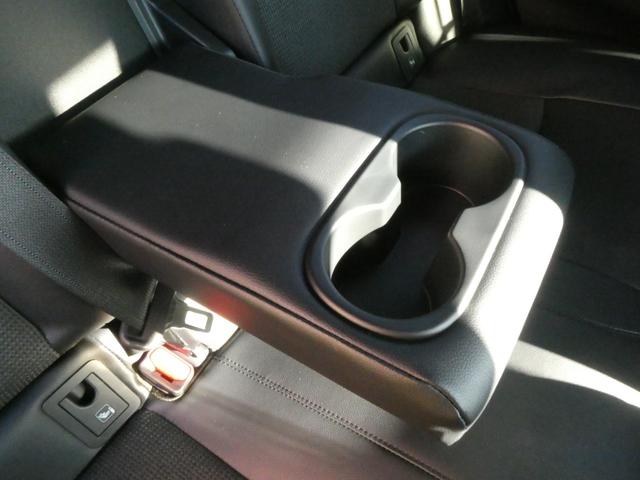 カローラクロス ハイブリッド　Ｚ　登録済未使用車　メモリーナビ　パノラマルーフ　Ｂｌｕｅｔｏｏｔｈ　アダプティブクルーズコントロール　プリクラッシュセーフティ　ＥＴＣ２．０　パークアシスト　パワーバックドア　オートマチックハイビーム（54枚目）