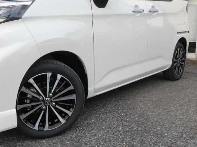 ルーミー カスタムＧ－Ｔ　登録済未使用車　コンフォートパッケージ　９インチディスプレイオーディオ　パノラミックビューモニター　Ｂｌｕｅｔｏｏｔｈ　フルセグ　両側電動スライドドア　シートヒーター　クリアランスソナー　スマートキー（17枚目）