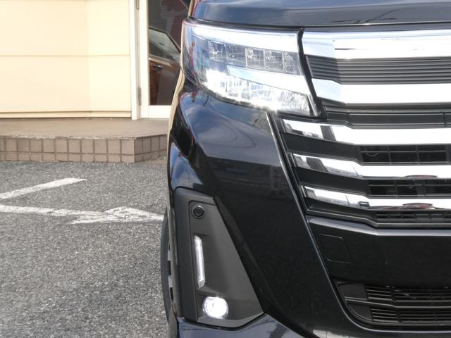 ルーミー カスタムＧ－Ｔ　登録済未使用車　コンフォートパッケージ　９インチディスプレイオーディオ　パノラミックビューモニター　Ｂｌｕｅｔｏｏｔｈ　フルセグ　両側電動スライドドア　シートヒーター　クリアランスソナー　スマートキー（21枚目）