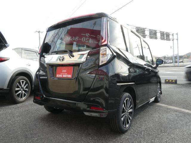 ルーミー カスタムＧ－Ｔ　登録済未使用車　コンフォートパッケージ　９インチディスプレイオーディオ　パノラミックビューモニター　Ｂｌｕｅｔｏｏｔｈ　フルセグ　両側電動スライドドア　シートヒーター　クリアランスソナー　スマートキー（23枚目）