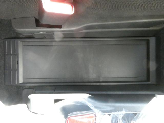 ルーミー カスタムＧ－Ｔ　登録済未使用車　コンフォートパッケージ　９インチディスプレイオーディオ　パノラミックビューモニター　Ｂｌｕｅｔｏｏｔｈ　フルセグ　両側電動スライドドア　シートヒーター　クリアランスソナー　スマートキー（46枚目）