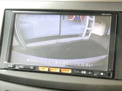 車庫入れが苦手な方も安心！今では必需品のアイテム！バックカメラも付いてます！お客様のカーライフを快適にサポートしてくますね♪ 5