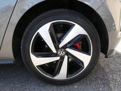 ポロＧＴＩ ベースグレード　メモリーナビ　バックカメラ　クリアランスソナー　レーンアシスト 0560989A30250620W003 2