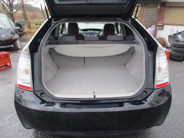 プリウス Sツーリングセレクション 社外HDDナビ Bモニター フルセグ ETC スマートキー(8枚目)