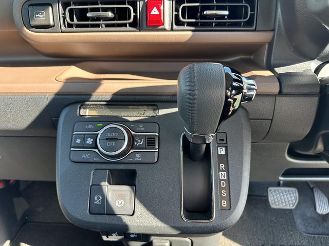 ムーヴキャンバス セオリーＧ　１年保証・走行距離無制限　走行距離２，１９０ｋｍ　デモカーＵＰ　ＬＥＤヘッドライト　ＬＥＤフォグランプ　両側電動スライドドア　左右シートヒーター（11枚目）