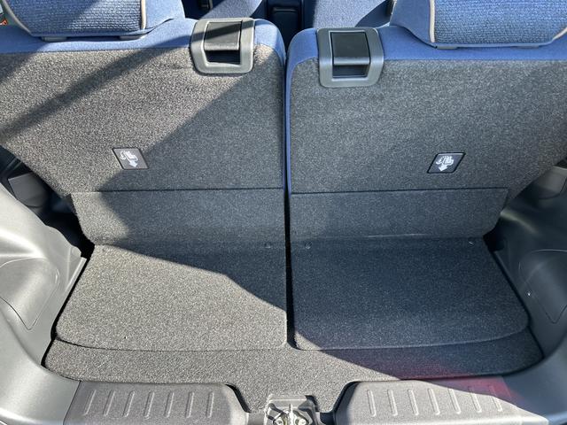 ムーヴキャンバス セオリーＧ　１年保証・走行距離無制限　走行距離２，１９０ｋｍ　デモカーＵＰ　ＬＥＤヘッドライト　ＬＥＤフォグランプ　両側電動スライドドア　左右シートヒーター（18枚目）