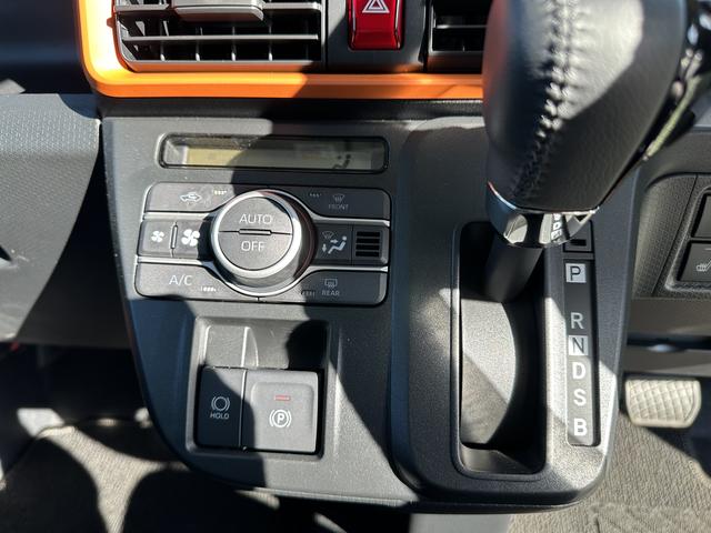 タント ファンクロスターボ　１年保証・走行距離無制限　走行距離２１３ｋｍ　両側電動スライドドア　ＬＥＤヘッドライト　ＬＥＤフォグランプ　左右シートヒーター（11枚目）