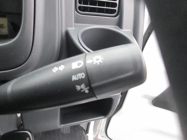 キャリイトラック ＫＣエアコン・パワステ　７型　前後衝突被害軽減ブレーキ☆　オートライト　禁煙車　スズキセーフティーサポート　ワンオーナー　４ＷＤ　衝突被害軽減システム　アイドリングストップ　横滑り防止機能　衝突安全ボディ（9枚目）