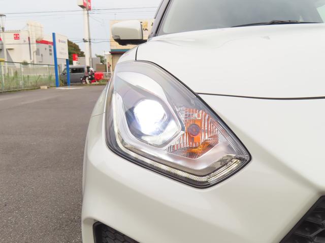 スイフトスポーツ スポーツ　２型　スズキセーフティサポート☆　バックカメラ　オートライト　Ｂｌｕｅｔｏｏｔｈ　純正ナビ　プッシュスタート　シートヒーター　オートエアコン　ＥＴＣ　スズキセーフティーサポート　衝突安全ボディ（2枚目）