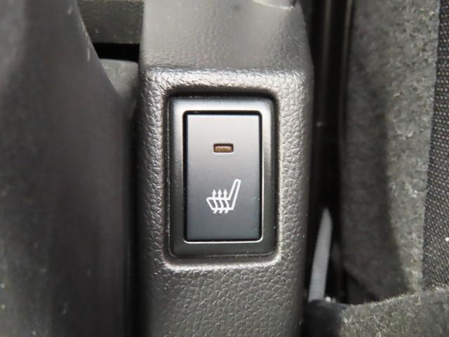 スイフトスポーツ スポーツ　２型　スズキセーフティサポート☆　バックカメラ　オートライト　Ｂｌｕｅｔｏｏｔｈ　純正ナビ　プッシュスタート　シートヒーター　オートエアコン　ＥＴＣ　スズキセーフティーサポート　衝突安全ボディ（17枚目）