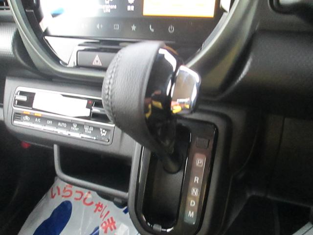 革巻きシフトノブ☆キズ等もなくキレイです☆