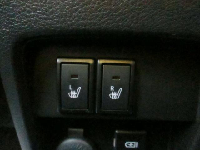 運転席・助手席シートヒーター☆冬も暖かい☆