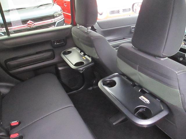 パーソナルテーブル☆後席の方も快適です☆