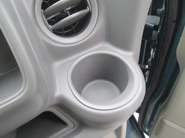 エブリイ PC 6型 キーレスエントリー☆前席パワーウィンドウ☆ オートライト スライドドア 禁煙車 スズキセーフティーサポート ワンオーナー 衝突被害軽減システム アイドリングストップ 横滑り防止機能 衝突安全ボディ 盗難防止システム(9枚目)