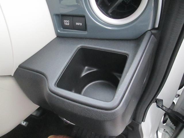 ワゴンＲスマイル ＨＹＢＲＩＤ　Ｘ　３型　バックカメラ　オートライト　Ｂｌｕｅｔｏｏｔｈ　スライドドア　純正ナビ　プッシュスタート　シートヒーター　オートエアコン　禁煙車　スズキセーフティーサポート　衝突被害軽減システム　アイドリングストップ（9枚目）